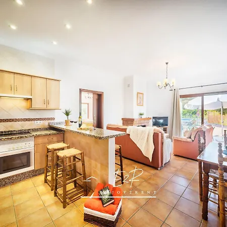Belmonstays Casa De Campo, Alora Holiday home